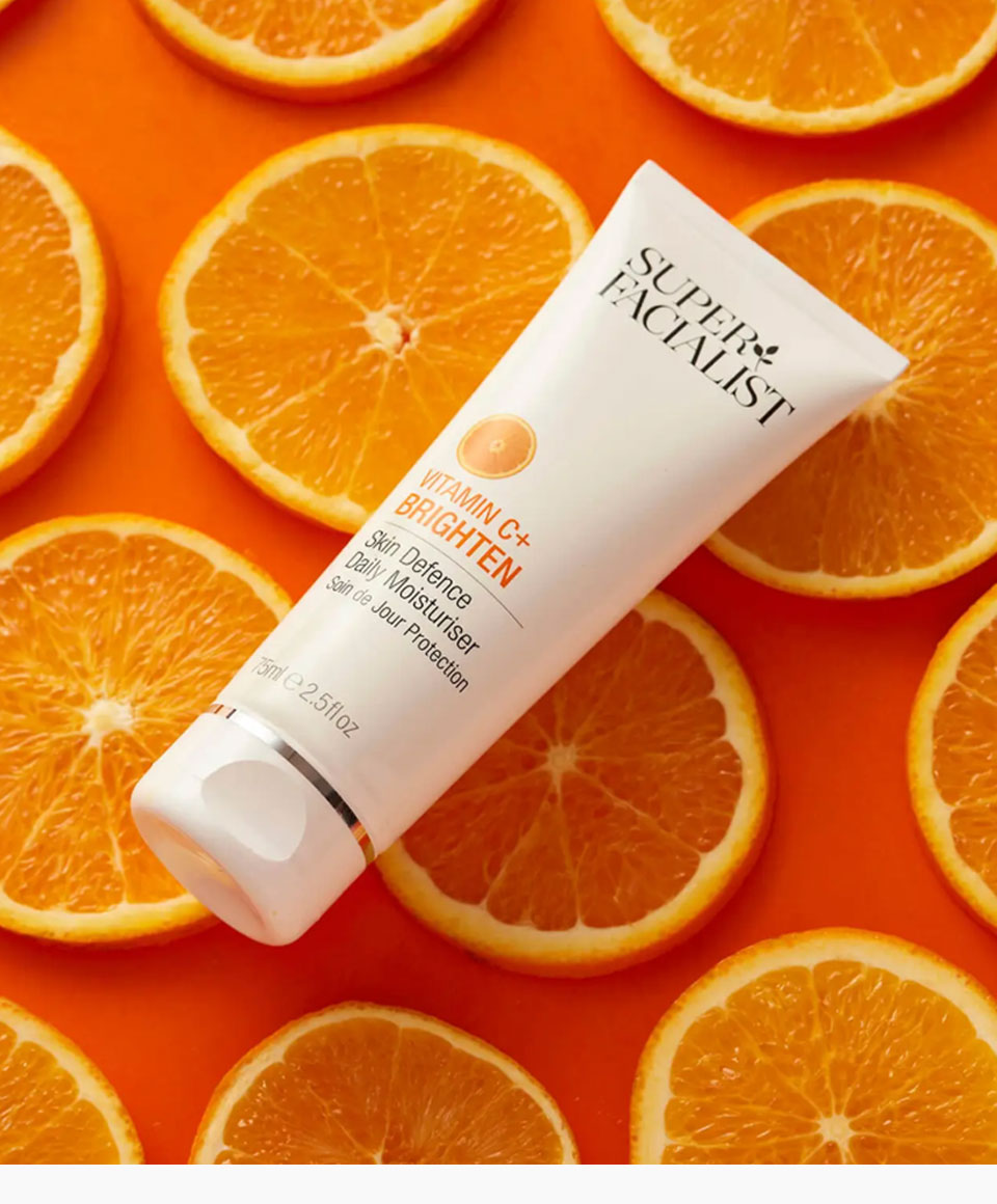 Super Facialist Vitamin C Brighten Skin Defence Daily Moisturiser